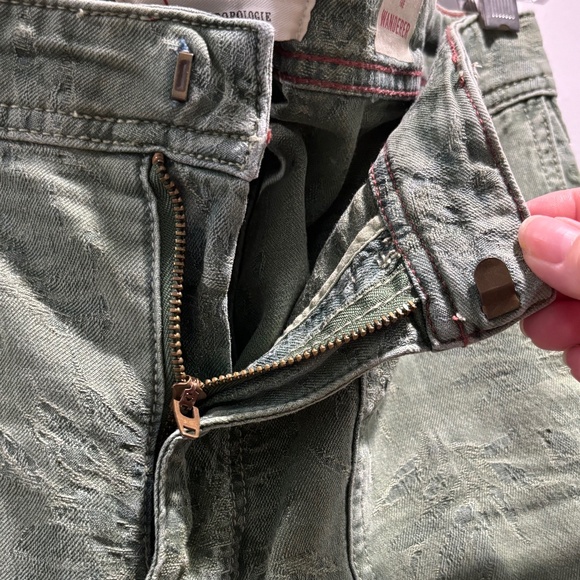 Anthropologie Green Cropped Pants - Picture 5 of 12